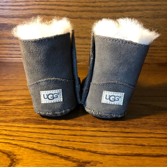 ugg caden infant boot